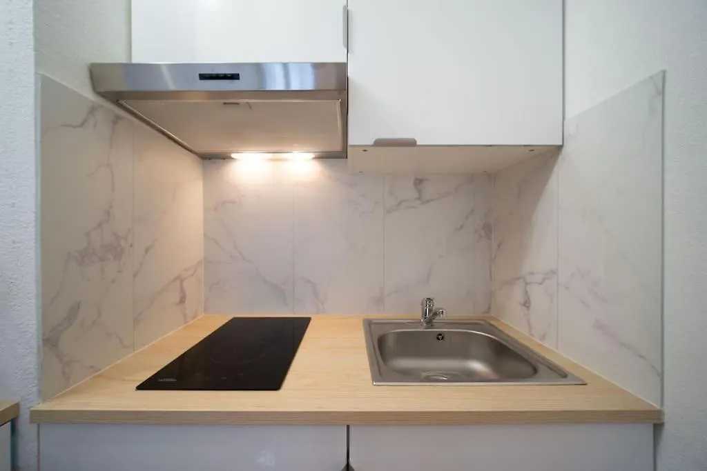 Fully Equipped Apartment 2 To 4 People St Charles 마르세유 0*,  프랑스